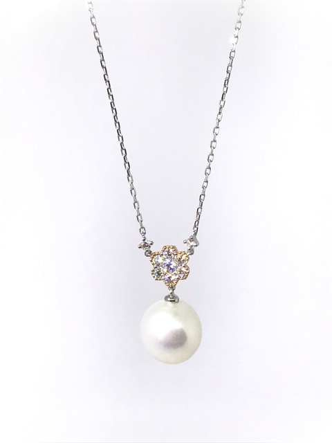 18ct White Gold Southsea Pearl and Diamond Necklace 0.38ct | R.L. Austen